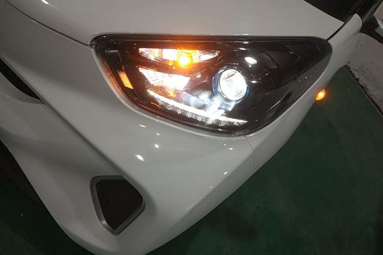 Used Chery QQ Little Ant 2019 4-Seater Smart Edition 30.6 kWh Left Front Headlight