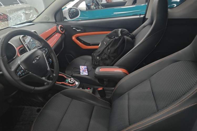 Used Chery QQ Little Ant 2019 4-Seater Smart Edition 35 kWh Left Front Seat