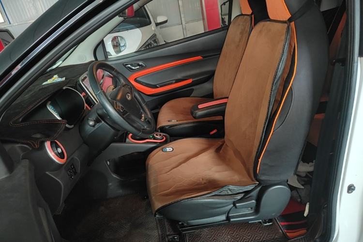 Used Chery QQ Little Ant 2019 4-Seater Smart Edition 35 kWh Left Front Seat