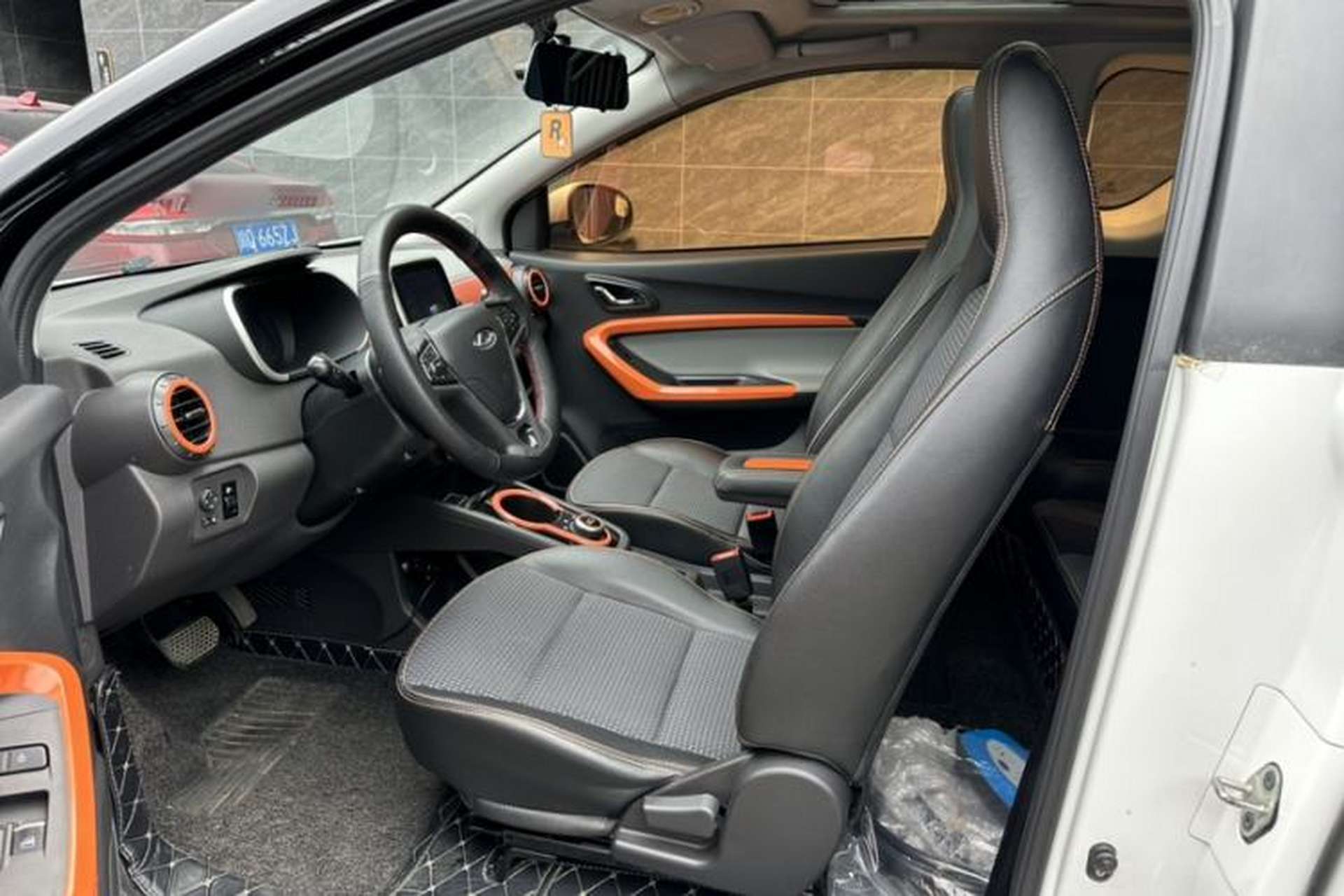 Used Chery QQ Little Ant 2019 4-Seater Smart Edition 35 kWh Left Front Seat