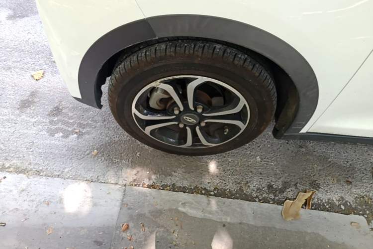 Used Chery QQ Little Ant 2019 4-Seater Smart Edition 30.6 kWh Left Front Wheel Hub