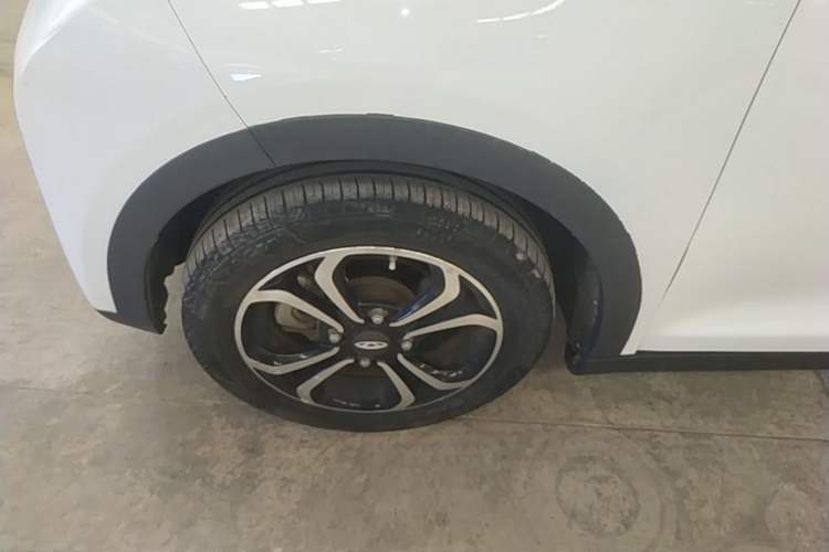Used Chery QQ Little Ant 2019 4-Seater Smart Edition 30.6 kWh Left Front Wheel Hub