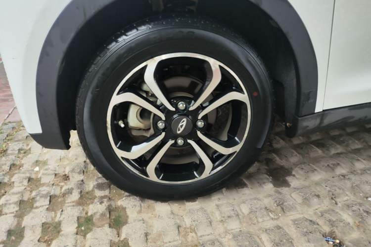 Used Chery QQ Little Ant 2019 4-Seater Smart Edition 30.6 kWh Left Front Wheel Hub