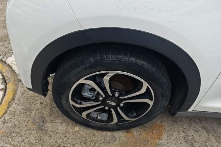Used Chery QQ Little Ant 2019 4-Seater Smart Edition 30.6 kWh Left Front Wheel Hub