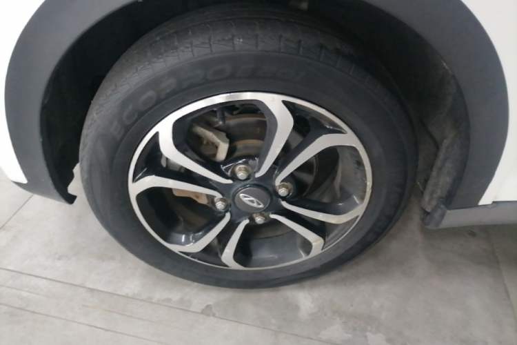 Used Chery QQ Little Ant 2019 4-Seater Smart Edition 30.6 kWh Left Front Wheel Hub