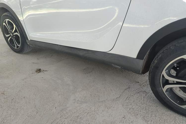 Used Chery QQ Little Ant 2019 4-Seater Smart Edition 35 kWh Left Side Sill