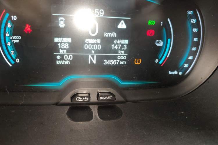 Used Chery QQ Little Ant 2019 4-Seater Smart Edition 35 kWh Odometer Close Up