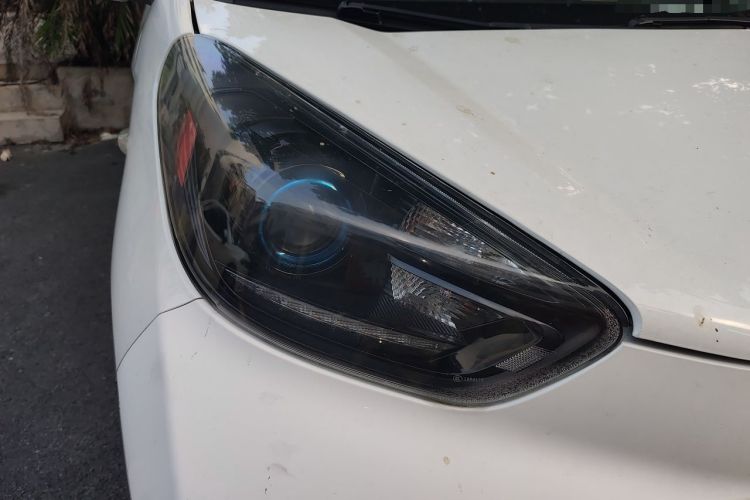 Used Chery QQ Little Ant 2019 4-Seater Smart Edition 35 kWh Right Front Headlight