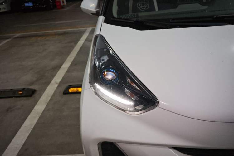 Used Chery QQ Little Ant 2019 4-Seater Smart Edition 30.6 kWh Right Front Headlight