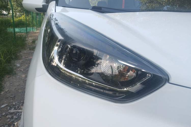 Used Chery QQ Little Ant 2019 4-Seater Smart Edition 30.6 kWh Right Front Headlight