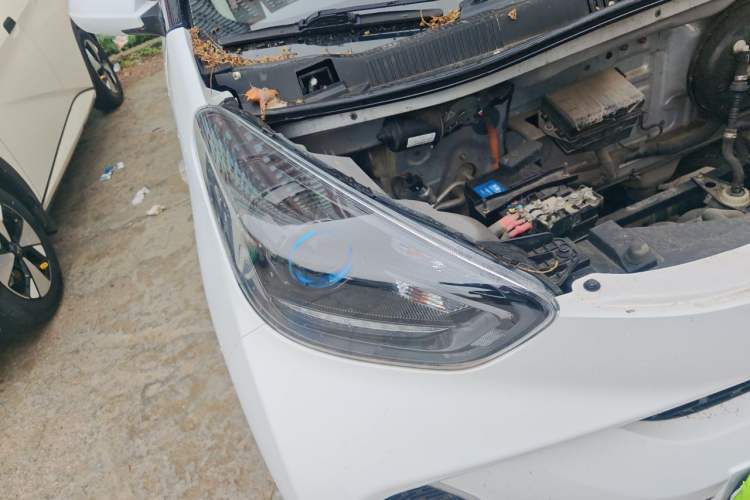 Used Chery QQ Little Ant 2019 4-Seater Smart Edition 35 kWh Right Front Headlight