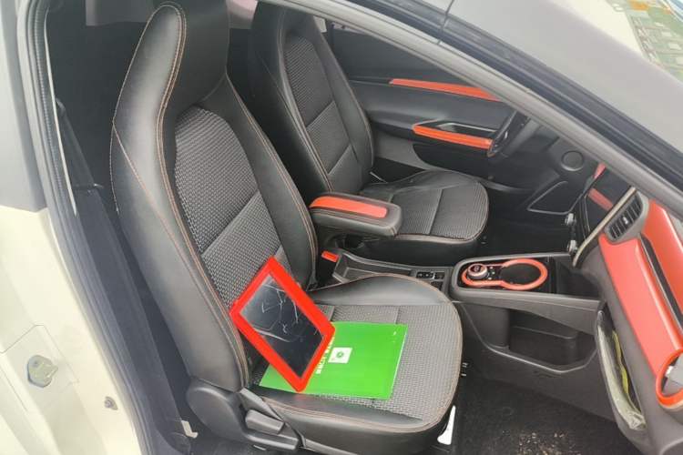 Used Chery QQ Little Ant 2019 4-Seater Smart Edition 35 kWh Right Front Seat