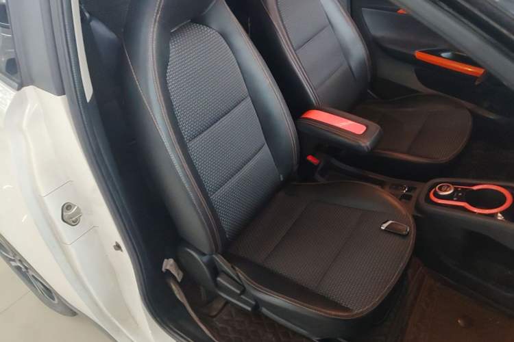 Used Chery QQ Little Ant 2019 4-Seater Smart Edition 35 kWh Right Front Seat