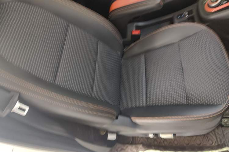 Used Chery QQ Little Ant 2019 4-Seater Smart Edition 35 kWh Right Front Seat