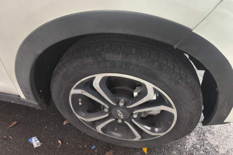 Used Chery QQ Little Ant 2019 4-Seater Smart Edition 35 kWh Right Front Wheel Hub