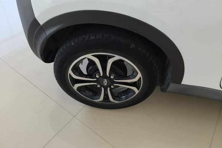 Used Chery QQ Little Ant 2019 4-Seater Smart Edition 30.6 kWh Right Rear Wheel Hub