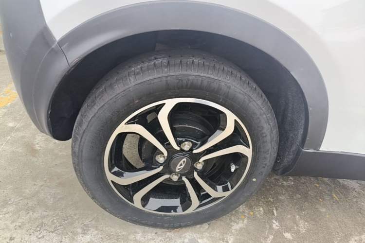 Used Chery QQ Little Ant 2019 4-Seater Smart Edition 35 kWh Right Rear Wheel Hub
