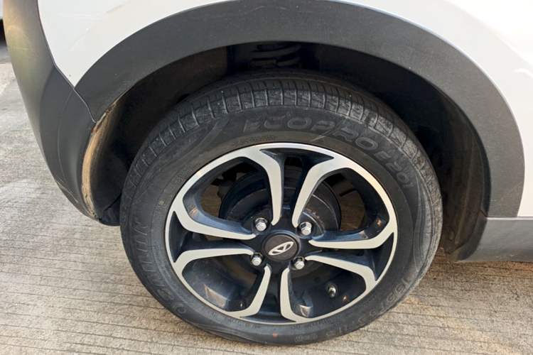 Used Chery QQ Little Ant 2019 4-Seater Smart Edition 35 kWh Right Rear Wheel Hub