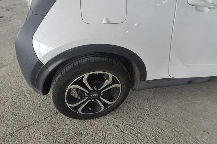 Used Chery QQ Little Ant 2019 4-Seater Smart Edition 35 kWh Right Rear Wheel Hub