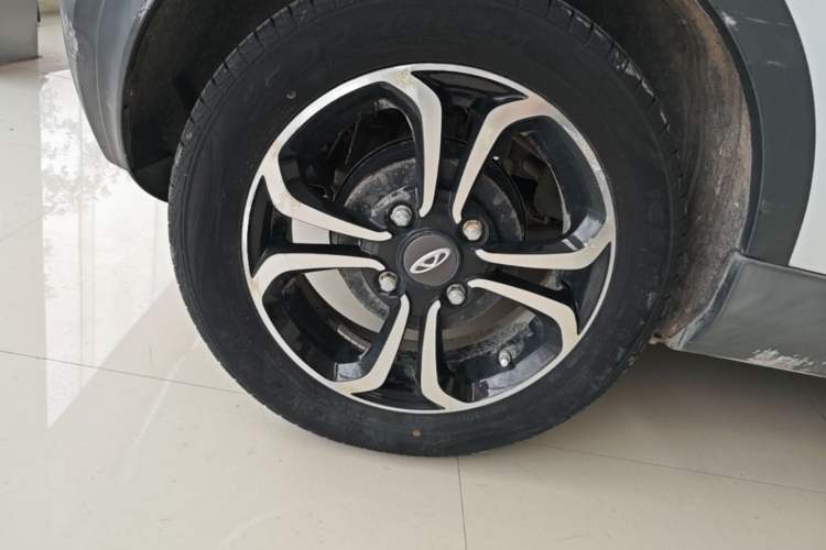 Used Chery QQ Little Ant 2019 4-Seater Smart Luxe Version 30.6 kWh Right Rear Wheel Hub