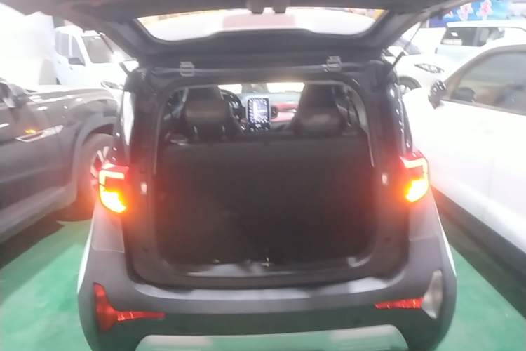 Used Chery QQ Little Ant 2019 4-Seater Smart Luxe Version 30.6 kWh Trunk