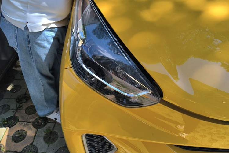 Used Chery QQ Little Ant 2019 4-Seater Smart Edition 35 kWh Right Front Headlight
