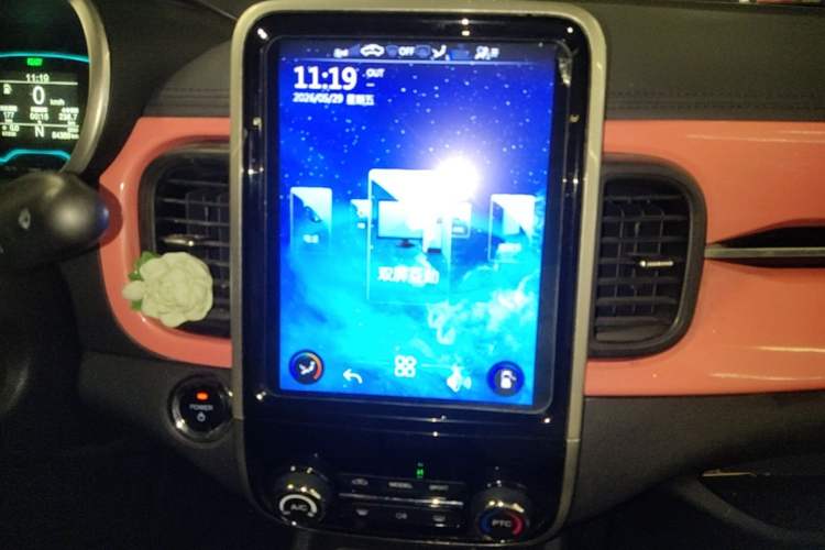 Used Chery QQ Little Ant 2021 200 000-Yuan Ant Fan Edition Talent Version NMC Battery 301 km Audio And AC Panel