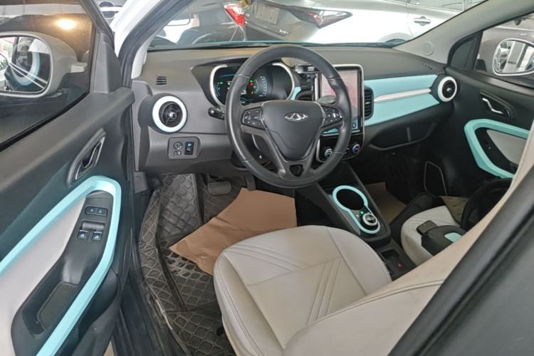 Used Chery QQ Little Ant 2021 200 000-Yuan Ant Fan Edition Talent Version NMC Battery 301 km Center Console
