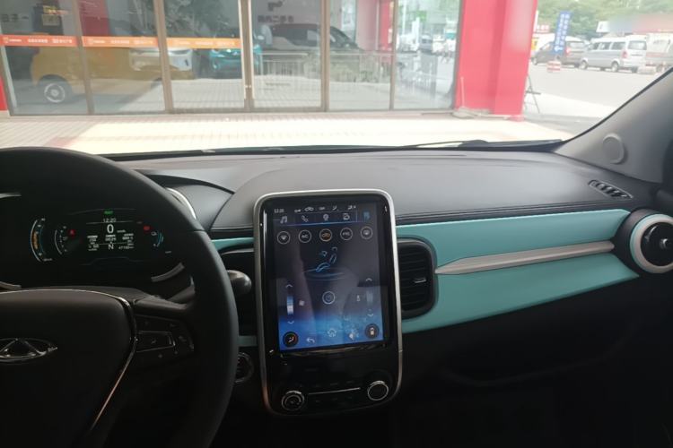 Used Chery QQ Little Ant 2021 150 000 Yuan Ant Fan Edition New Ant Cool Version Lithium Iron Phosphate Center Console