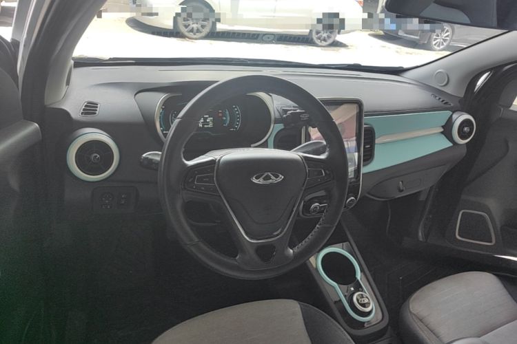Used Chery QQ Little Ant 2021 150 000 Yuan "Ant Fan" Edition New Ant Cool Version Lithium-Ion Battery Center Console