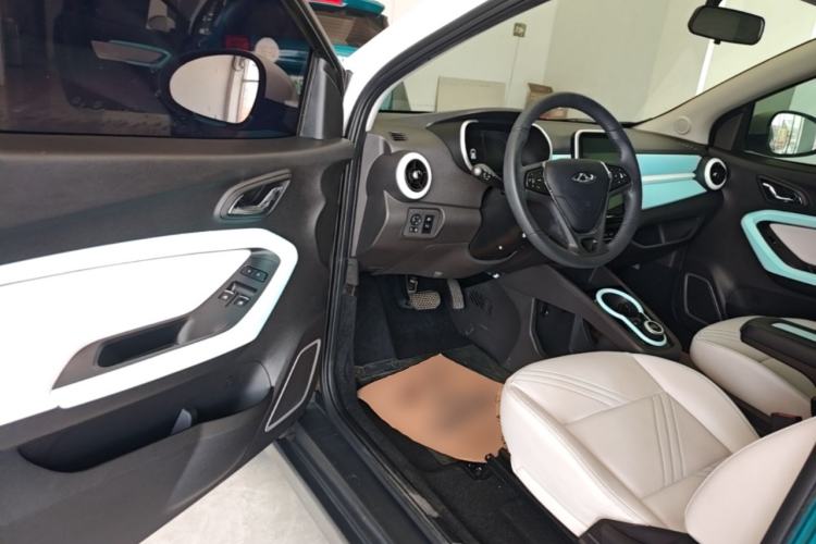Used Chery QQ Little Ant 2021 200 000 Yuan "Ant Fan" Edition Energized Version NMC Lithium Battery 301 km Driver Seat