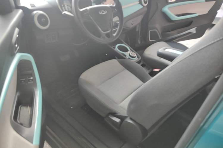 Used Chery QQ Little Ant 2021 150 000 Yuan "Ant Fan" Edition New Ant Cool Version Lithium-Ion Battery Driver Seat