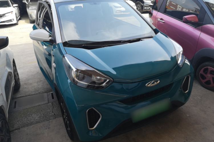 Used Chery QQ Little Ant 2021 150 000 Yuan "Ant Fan" Edition New Ant Cool Version Lithium-Ion Battery Exterior 1