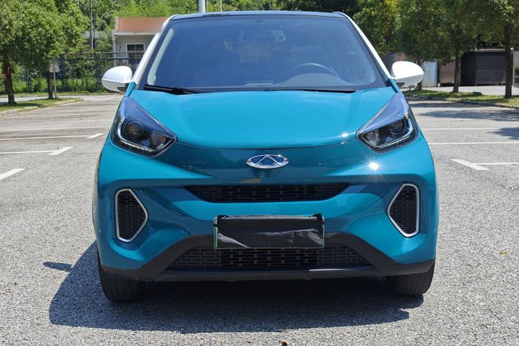 Used Chery QQ Little Ant 2021 150 000 Yuan "Ant Fan" Edition New Ant Cool Version Lithium-Ion Battery Exterior 1