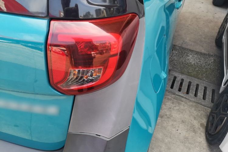 Used Chery QQ Little Ant 2021 150 000 Yuan "Ant Fan" Edition New Ant Cool Version Lithium-Ion Battery Exterior 3