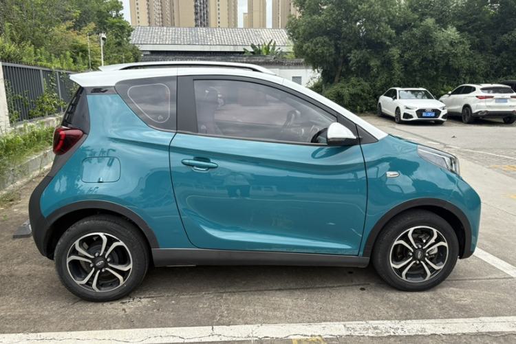 Used Chery QQ Little Ant 2021 200 000 Yuan "Ant Fan" Edition Energized Version NMC Lithium Battery 301 km Exterior 4