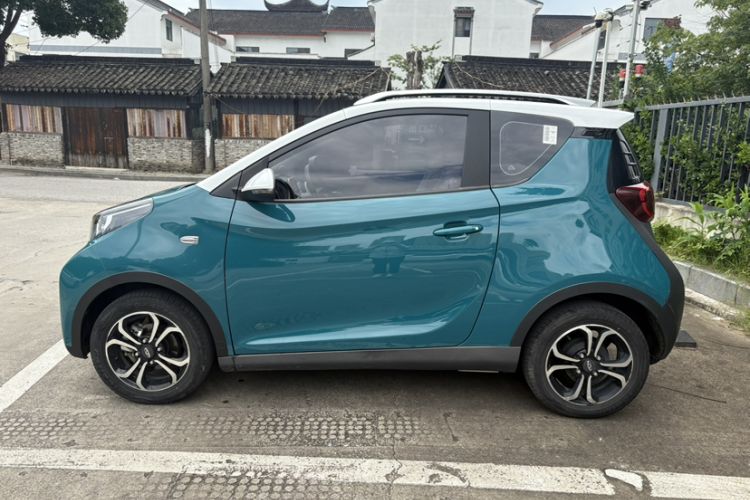 Used Chery QQ Little Ant 2021 200 000 Yuan "Ant Fan" Edition Energized Version NMC Lithium Battery 301 km Exterior 6