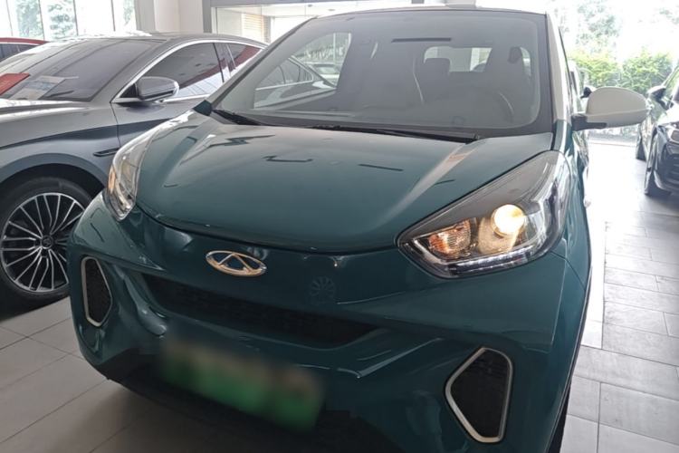 Used Chery QQ Little Ant 2021 200 000-Yuan Ant Fan Edition Talent Version NMC Battery 301 km Front