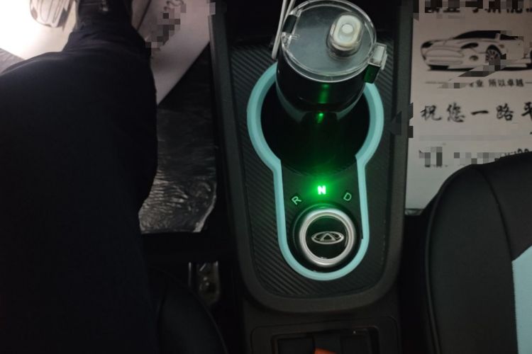 Used Chery QQ Little Ant 2021 200 000-Yuan Ant Fan Edition Talent Version NMC Battery 301 km Gear Lever