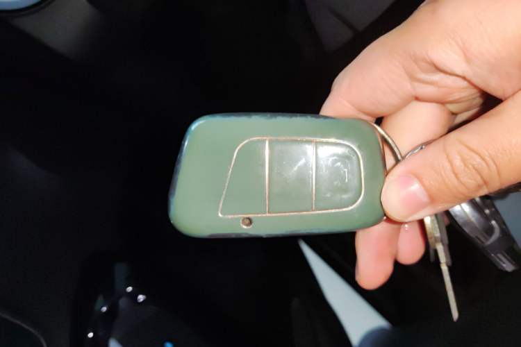 Used Chery QQ Little Ant 2021 200 000-Yuan Ant Fan Edition Talent Version NMC Battery 301 km Interior 1