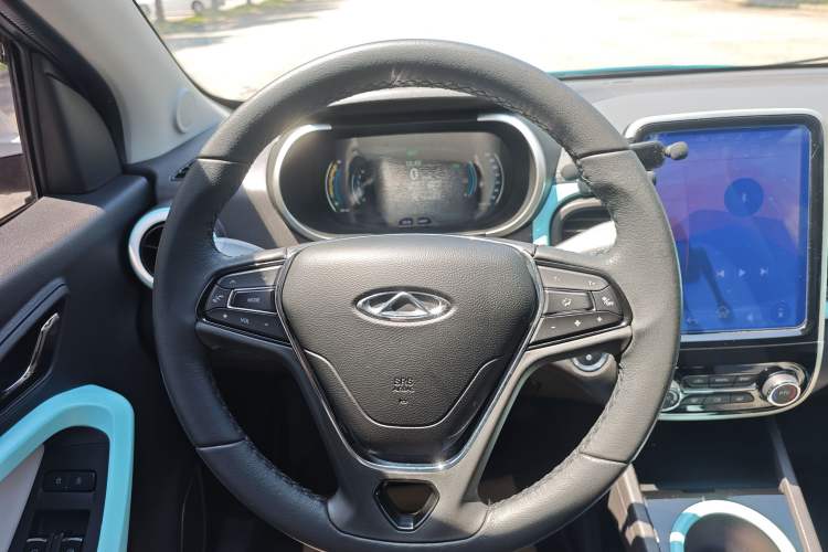 Used Chery QQ Little Ant 2021 150 000 Yuan "Ant Fan" Edition New Ant Cool Version Lithium-Ion Battery Interior 5