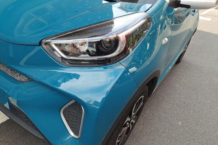 Used Chery QQ Little Ant 2021 200 000-Yuan Ant Fan Edition Talent Version Lithium Iron Phosphate 301 km Left Front Headlight