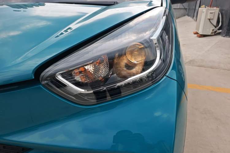 Used Chery QQ Little Ant 2021 150 000 Yuan "Ant Fan" Edition New Ant Cool Version Lithium-Ion Battery Left Front Headlight