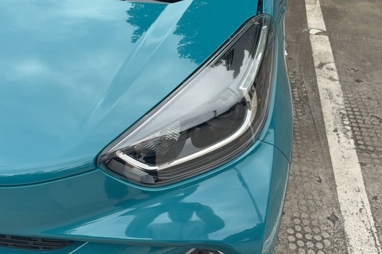 Used Chery QQ Little Ant 2021 200 000 Yuan "Ant Fan" Edition Energized Version NMC Lithium Battery 301 km Left Front Headlight