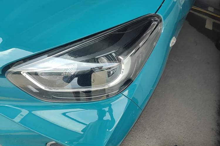 Used Chery QQ Little Ant 2021 150 000 Yuan "Ant Fan" Edition New Ant Cool Version Lithium-Ion Battery Left Front Headlight