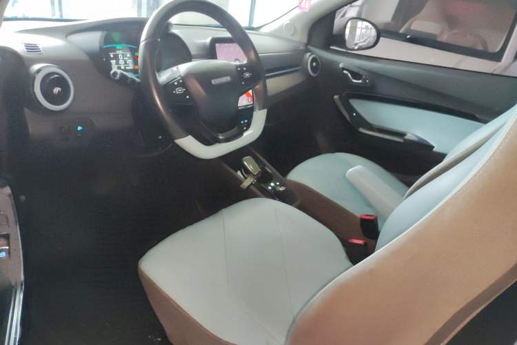 Used Chery QQ Little Ant 2021 200 000-Yuan Ant Fan Edition Talent Version NMC Battery 301 km Left Front Seat