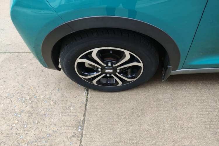 Used Chery QQ Little Ant 2021 150 000 Yuan Ant Fan Edition New Ant Xuan Version Lithium Iron Phosphate Left Front Wheel Hub