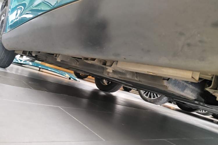Used Chery QQ Little Ant 2021 200 000-Yuan Ant Fan Edition Talent Version NMC Battery 301 km Left Side Sill