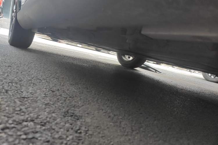 Used Chery QQ Little Ant 2021 150 000 Yuan "Ant Fan" Edition New Ant Cool Version Lithium-Ion Battery Left Side Sill