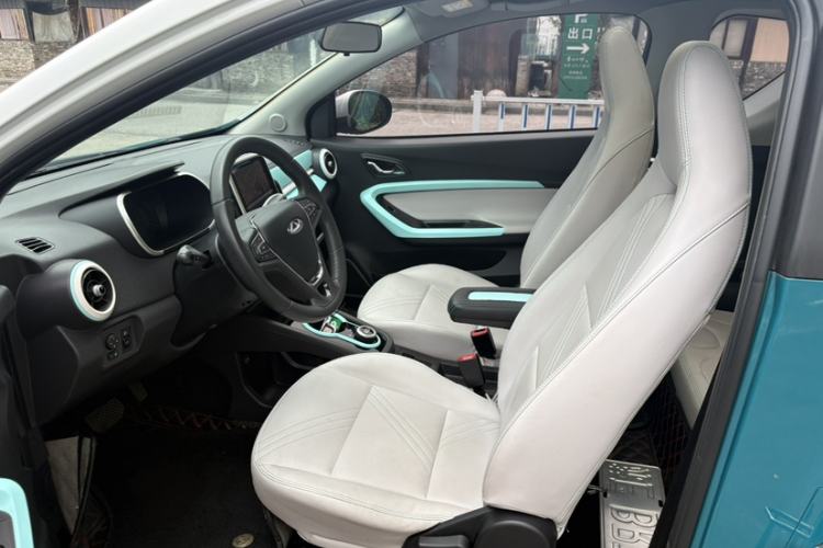 Used Chery QQ Little Ant 2021 200 000 Yuan "Ant Fan" Edition Energized Version NMC Lithium Battery 301 km Right Front Seat